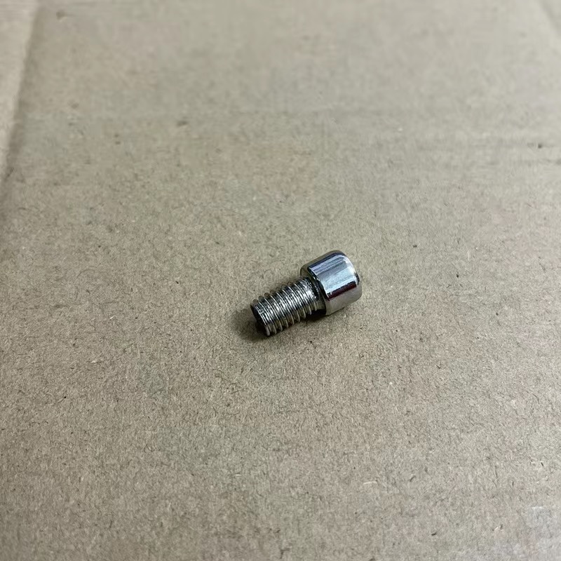 Eight millimeter screwhead